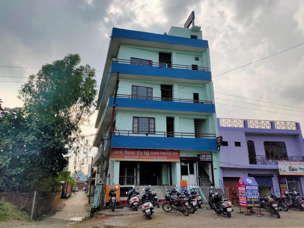 Arjun Guest House Pathānkot Kültér fotó